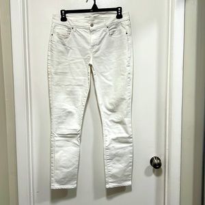 White jean